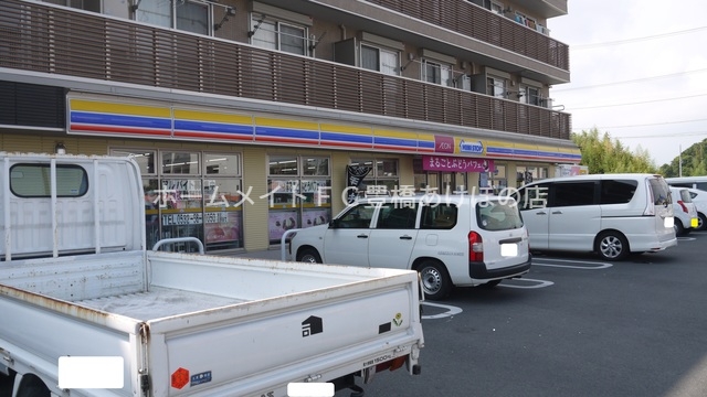 コンビニ　ミニストップ豊橋牛川町店（コンビニ）まで462m