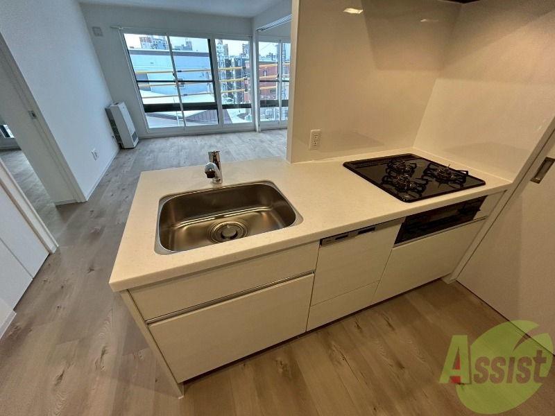 キッチン　キッチンはスペースも広々していて使いやすそうですよ！