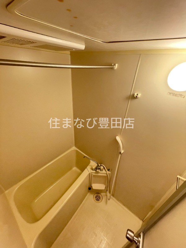 バス・シャワールーム　同型別部屋写真