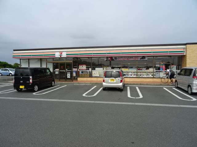 コンビニ　セブンイレブン（コンビニ）まで993m