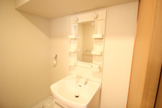 洗面設備　※別部屋の写真です
