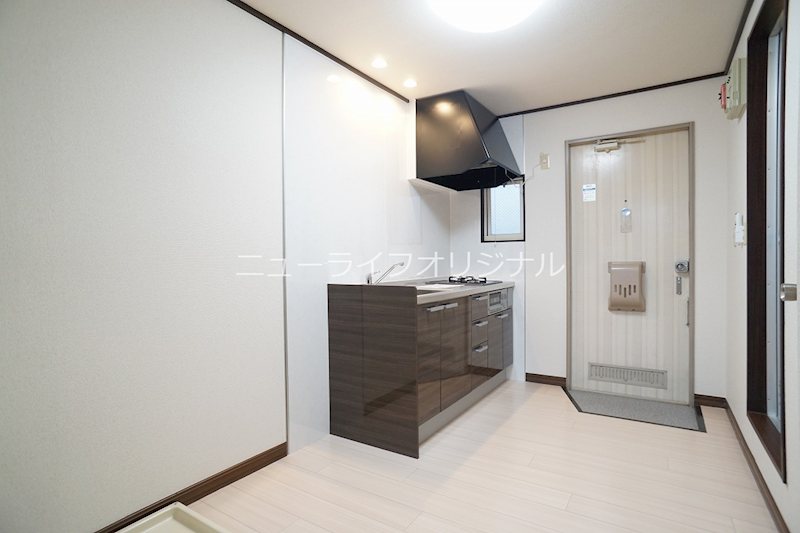 玄関　落ち着いた印象の玄関です☆