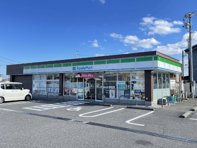 コンビニ　ファミリーマート焼津道原店（コンビニ）まで644m