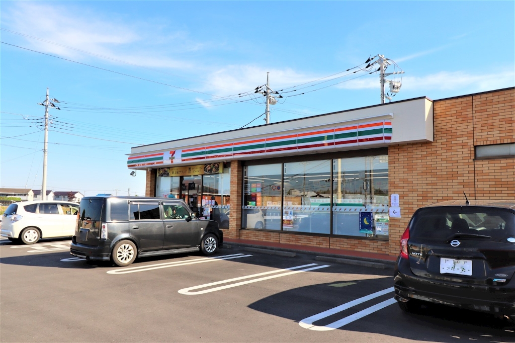 コンビニ　セブンイレブン 赤堀今井店（コンビニ）まで732m