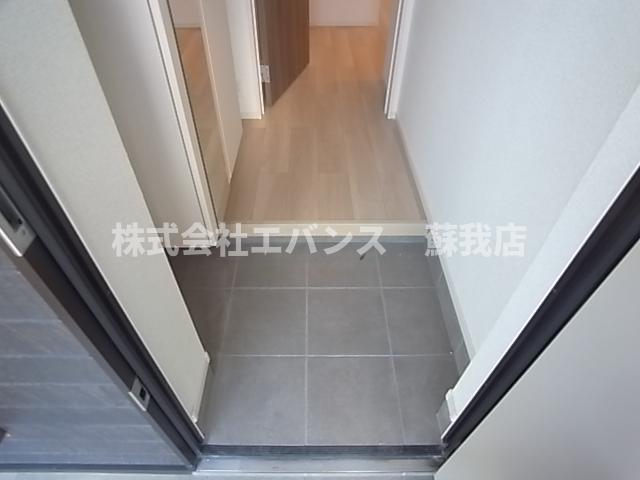 玄関　2025年完成したA棟の写真になります。