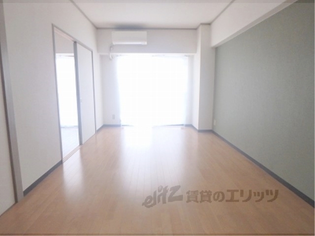 居室・リビング　洋室