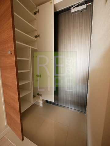 玄関　リライフ浅草店