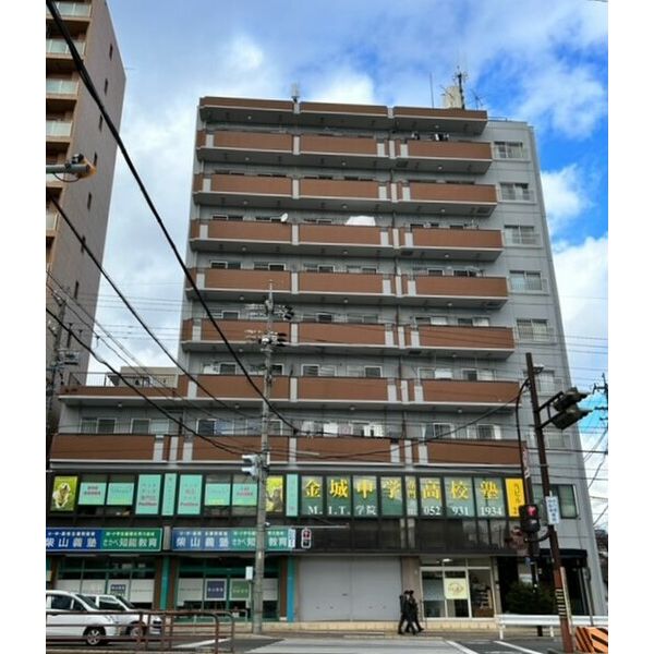 建物外観　南側からの外観です