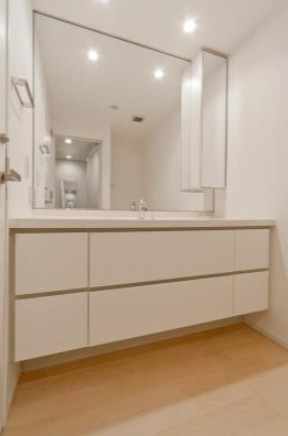 洗面設備　同タイプのお写真です