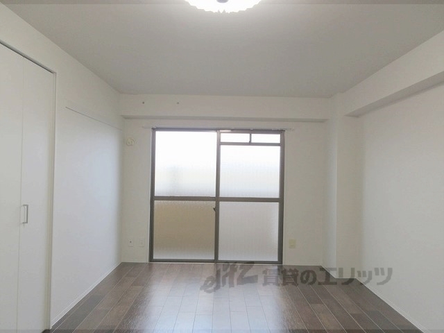 居室・リビング　洋室