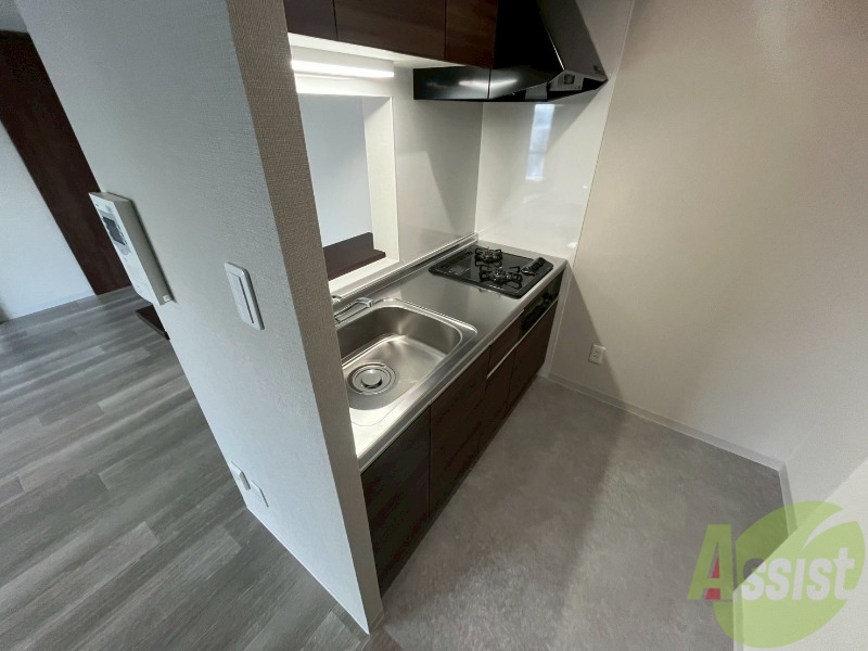 キッチン　システムキッチンなのでコンロ設置不要です！