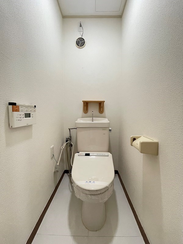 トイレ　シンプルで使いやすいトイレです