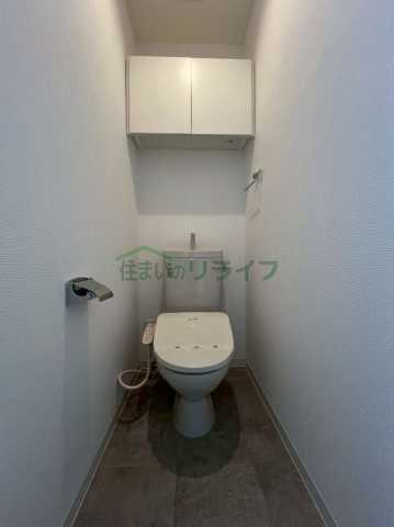 トイレ　※参考写真です。似た間取りの別部屋になります。