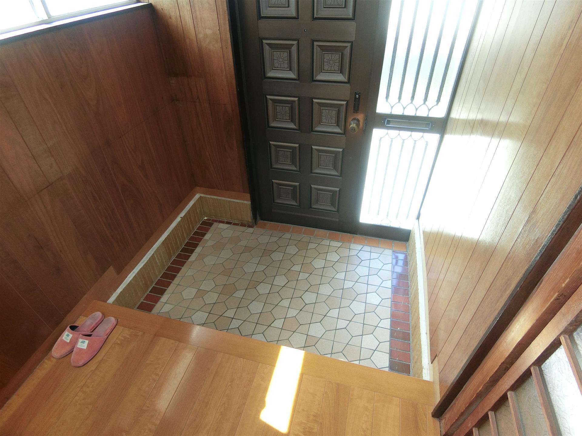 玄関　シューズボックスを置けるスペースのある玄関♪