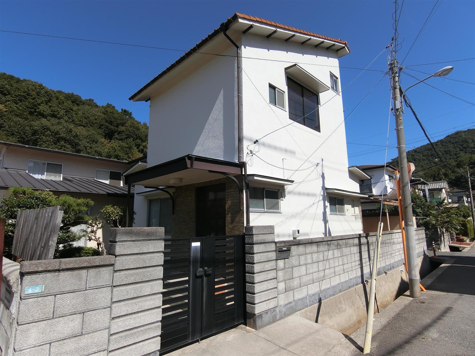 建物外観　1973年築　天応福浦町4番戸建