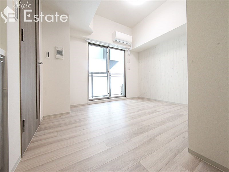 居室・リビング　内装