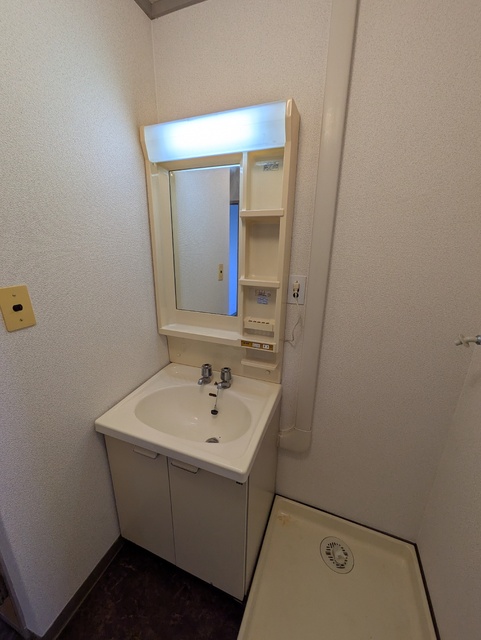 洗面設備　★便利な独立洗面台★