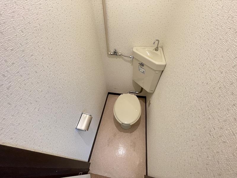 トイレ　トイレ