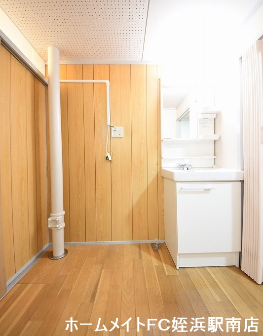 洗面設備　★ウォシュレット付き♪★