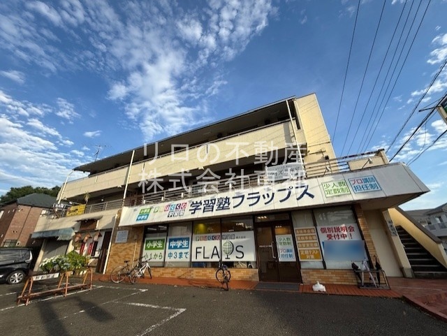 建物外観　丈夫で安心の鉄筋コンクリート造マンションです☆