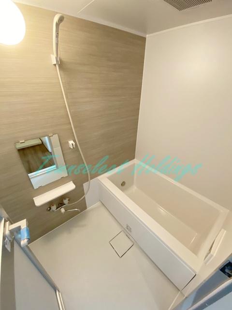 バス・シャワールーム　清潔感のあるお風呂です♪