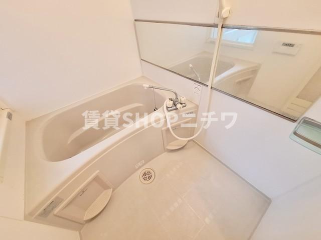 バス・シャワールーム　別部屋参考写真