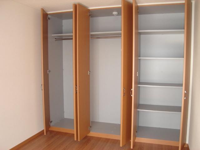収納　クローゼット