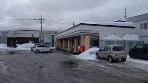 コンビニ　セブンイレブン札幌曙6条店（コンビニ）まで268m