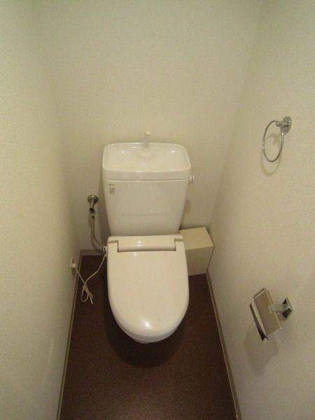 トイレ　ウォシュレット