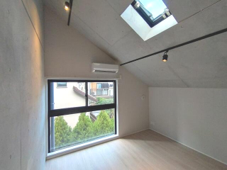 その他部屋・スペース　落ち着いて過ごせるお部屋なので、寝室にいかがでしょうか