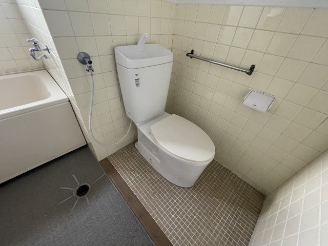 トイレ　落ち着いたトイレです