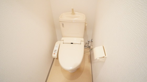 トイレ　シャワー付きトイレ