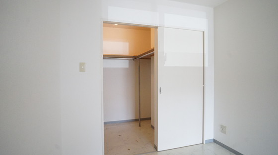 収納　ウォークインクローゼット