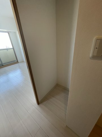 その他　(参考)同マンション同間取り他部屋の写真