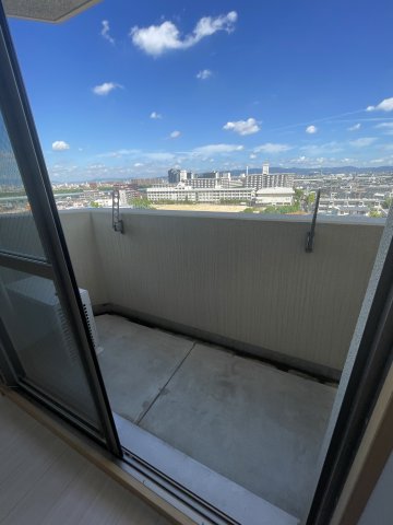 バルコニー　(参考)同マンション同間取り他部屋の写真