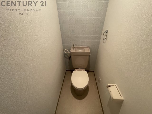 トイレ　掃除のしやすいシンプルなトイレです♪