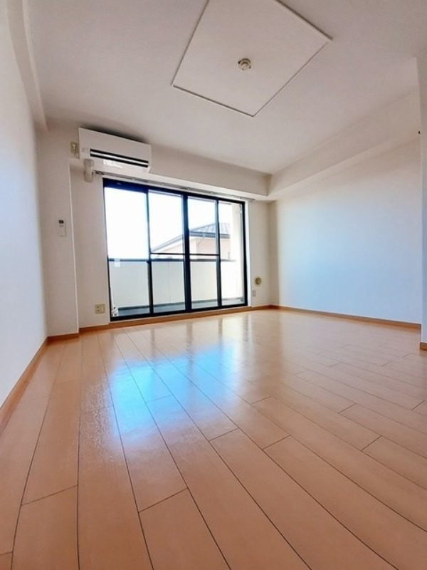 居室・リビング　図面と現状に相違がある場合には現状を優先