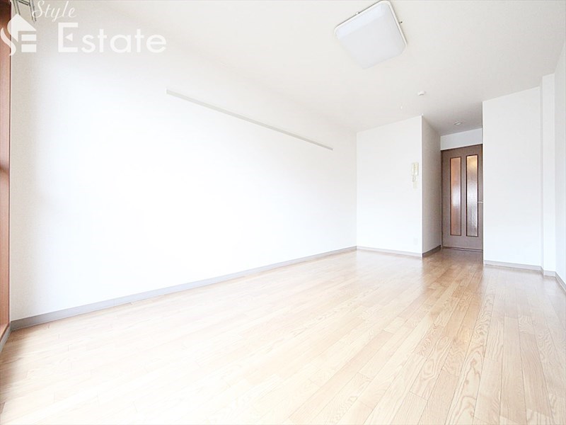 居室・リビング　内装