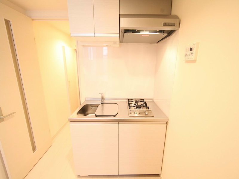 キッチン　システムキッチン（ガス2口）冷蔵庫・レンジ等ご用意できます