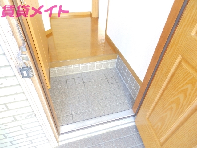 玄関　同型タイプ画像