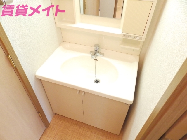 洗面設備　同型タイプ画像