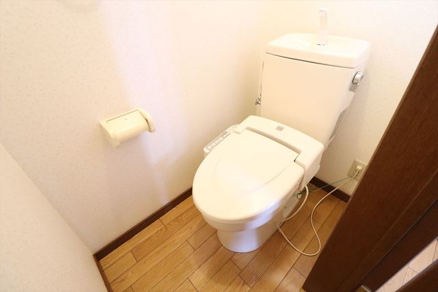 トイレ　２０２号室