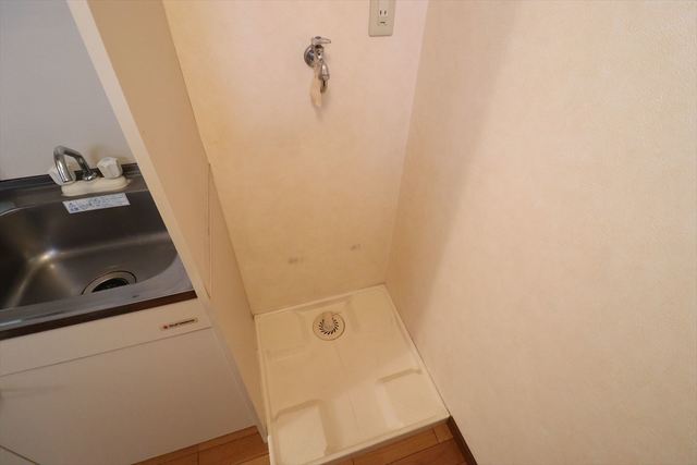 洗面設備　２０２号室