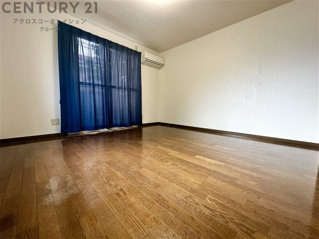 居室・リビング　エアコン付きの8帖の洋室です♪