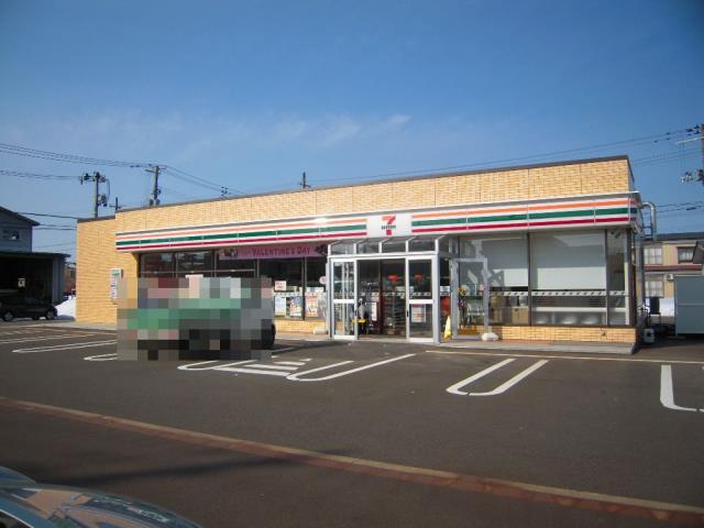 コンビニ　セブンイレブン（コンビニ）まで149m