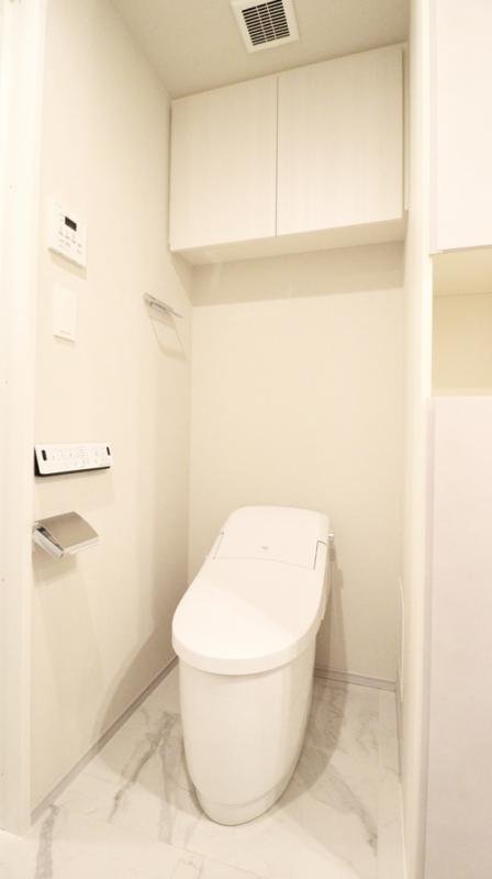 トイレ　別号室参考写真