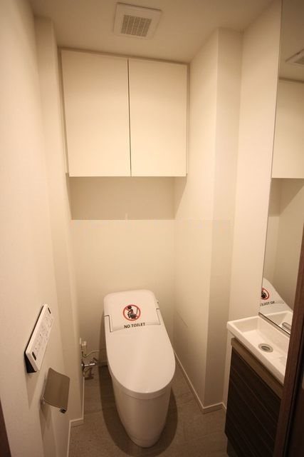 トイレ　別号室参考写真