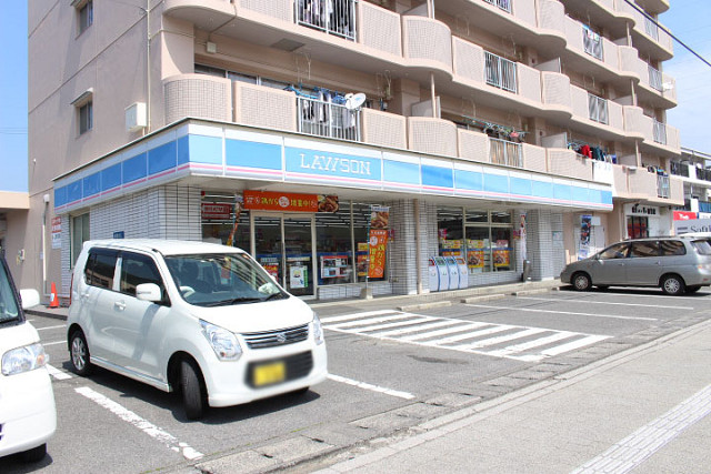 コンビニ　ローソン 臼杵野田店（コンビニ）まで50m