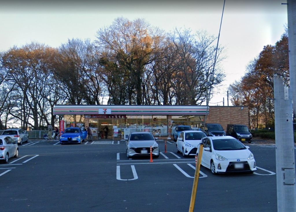 コンビニ　セブンイレブン 東所沢バイパス店（コンビニ）まで990m