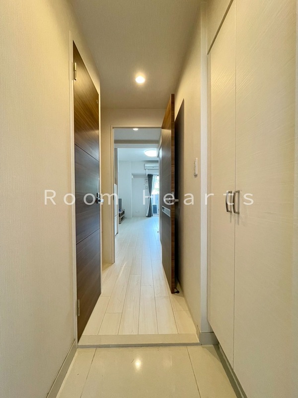 玄関　モデルルーム